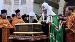 В Екатеринбурге прошел крестный ход в память о расстреле семьи Романовых