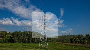 Парламент одобрил проект взаимоподключения электросетей между Молдовой и Румынией