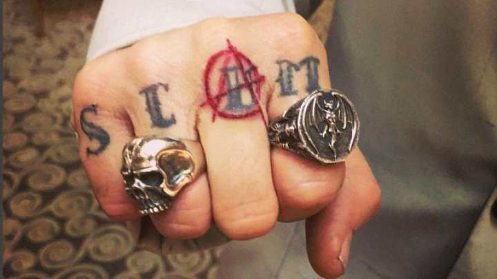 Джонни Депп перебил тату в честь Эмбер Херд