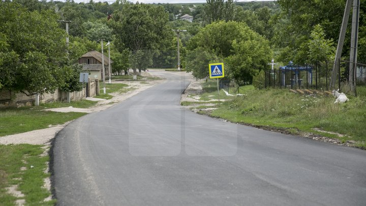 Ремонт дорог в Рышканском районе обойдется в 47 миллионов леев: фоторепортаж