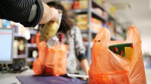 В Молдове запретят использование и продажу полиэтиленовых пакетов