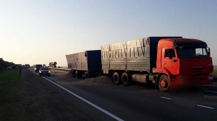 Страшная авария в Ставропольском крае: двое погибших, 17 пострадавших (фото) 