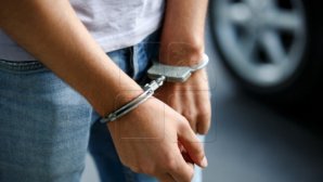 Полиция задержала преступника, ограбившего в августе магазин часов в столичном торговом центре