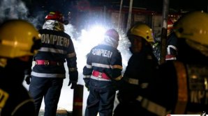 В Бухаресте в трехэтажном доме произошел крупный пожар