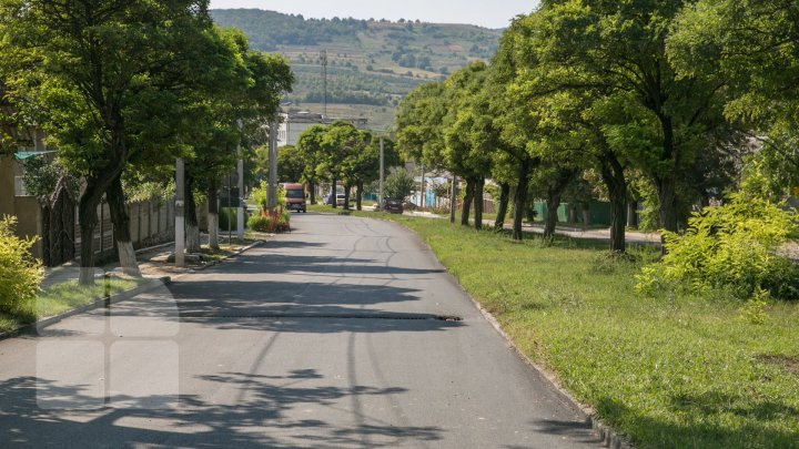 Хорошие дороги для Молдовы: Ремонт завершён в 27 сёлах Калараша (фото)