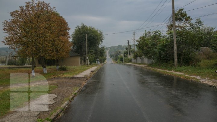 Хорошие дороги для Молдовы: в селе Чоропканы восстановили трассы