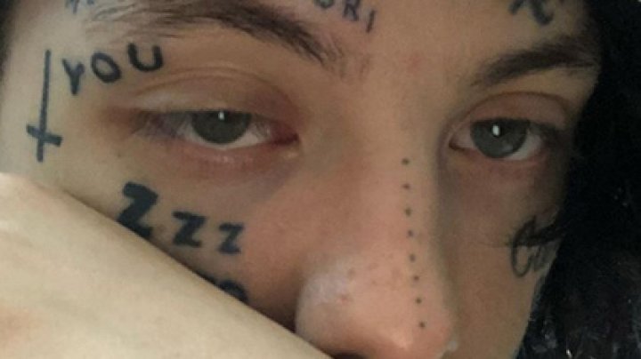 Рэпер Lil Xan попал в больницу после передозировки острым «Читосом»