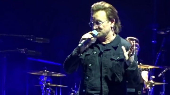 Боно из U2 потерял голос и не смог допеть