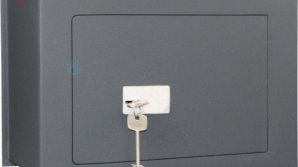 Женщина украла 165 тысяч леев из сейфа предприятия, в котором работала (фото)