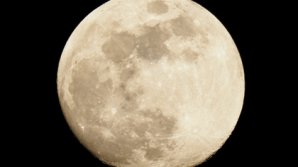 Обнаружена гигантская луна размером с Нептун