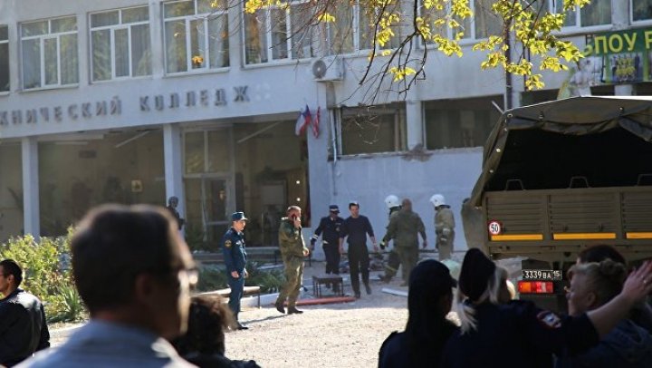 Клипы на песню Оксимирона о стрельбе в школе заблокировали после бойни в Керчи