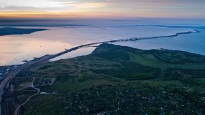 Россия и Украина обвиняют друг друга в агрессии в Керченском проливе