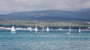 Около 20 яхт с детьми перевернулись во время регаты в Чёрном море