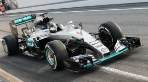 Команда "Формулы-1" "Мерседес" в пятый раз подряд выиграла Кубок конструкторов