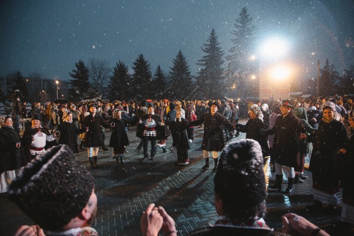 Храмовые праздники в селах Грозешты и Чорешты: Влад Плахотнюк поздравил местных жителей (фото)