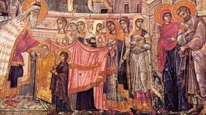 Православные христиане празднуют Вхождение в Храм Пресвятой Богородицы