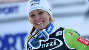 Словенская горнолыжница Илка Штухец победила в супергиганте на этапе Кубка мира