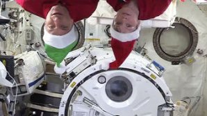 Космонавты отметили Рождество на орбите (видео)