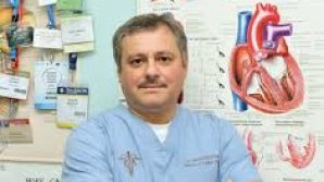 Премию в 100 тысяч леев молдавский кардиохирург Аурелиу Батрынак отдал на благотворительность