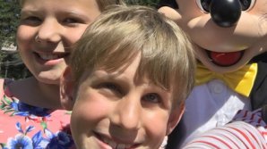 Восьмилетний мальчик узнал о скорой слепоте и исполнил все свои желания