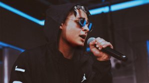 Названа самая прослушиваемая песня года