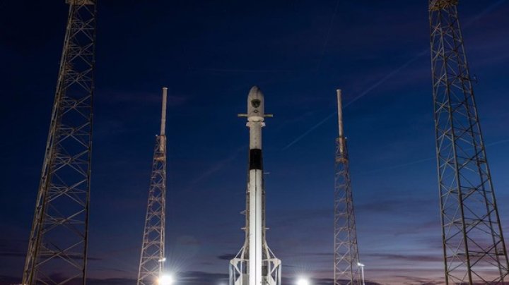 SpaceX в третий раз отложила запуск ракеты Falcon 9