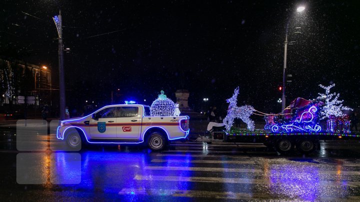 Caravana de Crăciun: 20 пожарных машин выехали накануне в четыре района страны (фото)