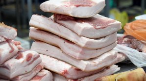 Жительница Каушан украла деньги и мясо у пенсионерки