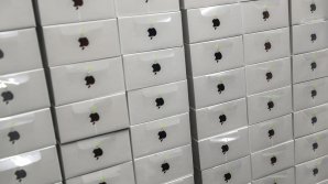 Отчетность Apple: продажи iPhone падают вместе с выручкой