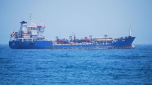 Танкеры с нефтью из РФ и Казахстана встали в очередь на проход через Босфор и Дарданеллы