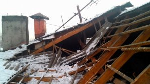 Крыша детского сада обрушилась из‐за снега в Воронежской области