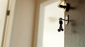 В московской квартире нашли двух маленьких истощённых девочек