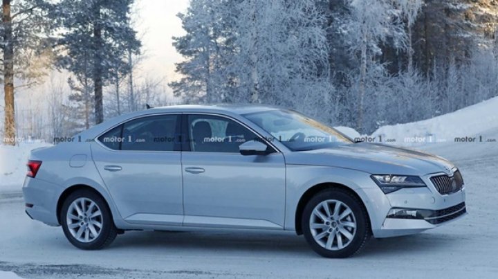 Дизайн новой Škoda Superb раскрыли до дебюта