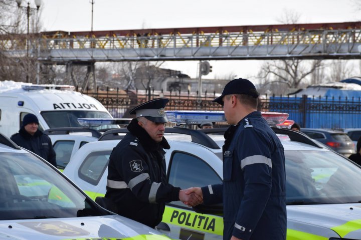 Полиция Молдовы получила 39 новых служебных автомобилей 