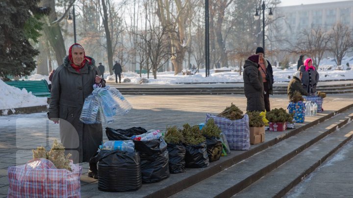 Православные христиане отмечают праздник Крещение (фото)