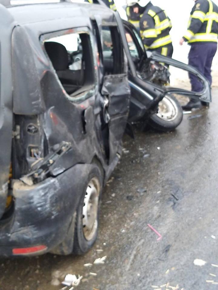 Страшная авария на Яловенской трассе: шестимесячный ребенок и 33-летний мужчина погибли (фото)