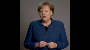 Меркель заявила, что закрывает свою страницу в Facebook