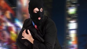 Россиянин ограбил возлюбленную, чтобы свозить её на курорт