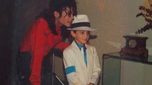 Семья Майкла Джексона потребовала 100 миллионов долларов из-за фильма о нем