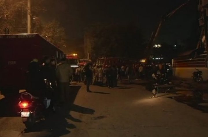 В Индии при пожаре в отеле погибли 17 человек