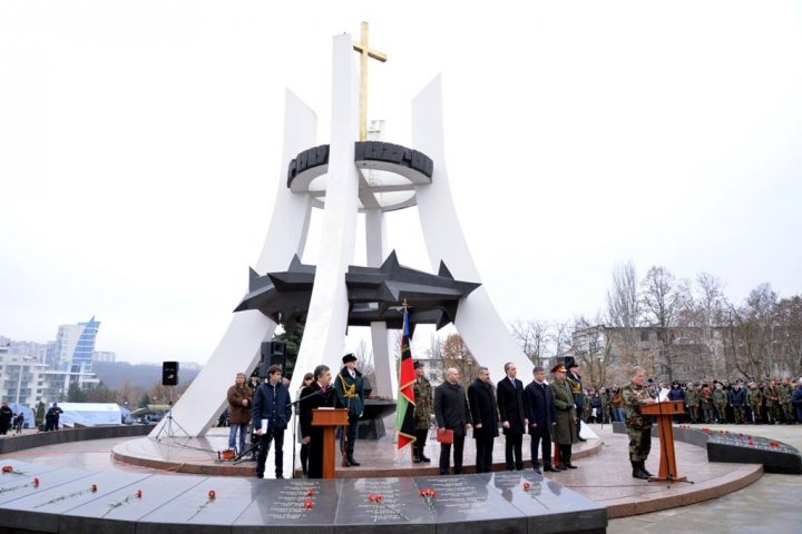 В Кишиневе прошел марш памяти воинов, павших при исполнении долга в Афганистане (фото)