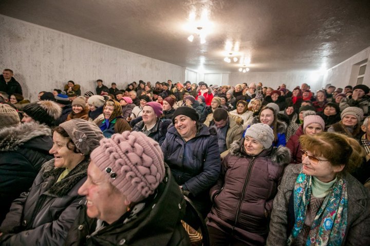 Планы для Ниспорен: Влад Плахотнюк обсудил с жителями четырех сел их ожидания (фото)