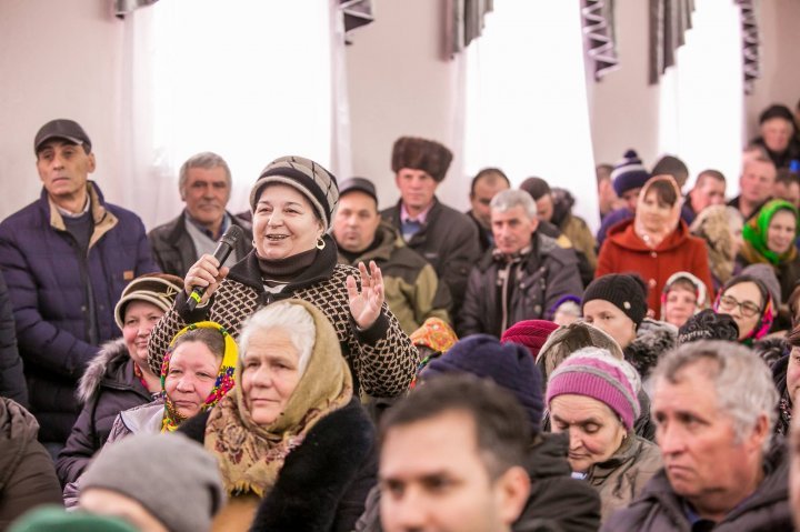 Планы для Ниспорен: Влад Плахотнюк обсудил с жителями четырех сел их ожидания (фото)