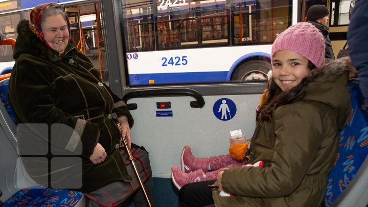 Хорошие новости для жителей Яловен: по 36 маршруту пустили еще два новых троллейбуса (фото)