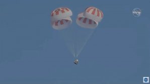 Корабль Crew Dragon вернулся на Землю (видео)