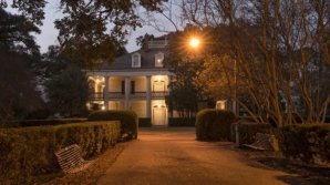 Супруги сняли шокирующее видео с призраками детей (видео)