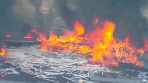 В США грузовик протаранил 28 авто: четверо погибших