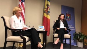 Посольство Молдовы организовало в Вашингтоне вечер "Карьера.Общение.Культура"