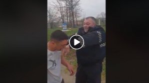 Агрессивный задержанный пытался откусить палец полицейскому в Хынчештах(видео)