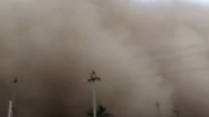 Песчаная буря обрушилась на северо-запад Индии